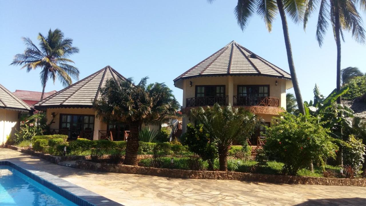 Arabian Nights Suites Hotel 파제 외부 사진